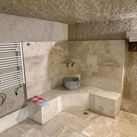 Leyla Cave House Bed & Breakfast 3*