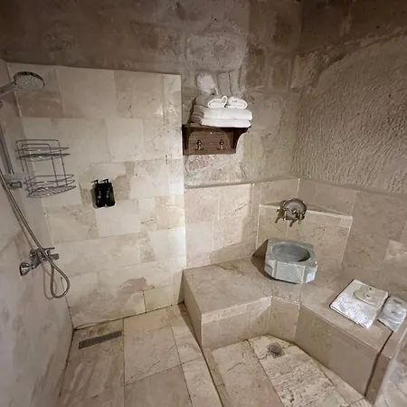 Bed & Breakfast Leyla Cave House 3*